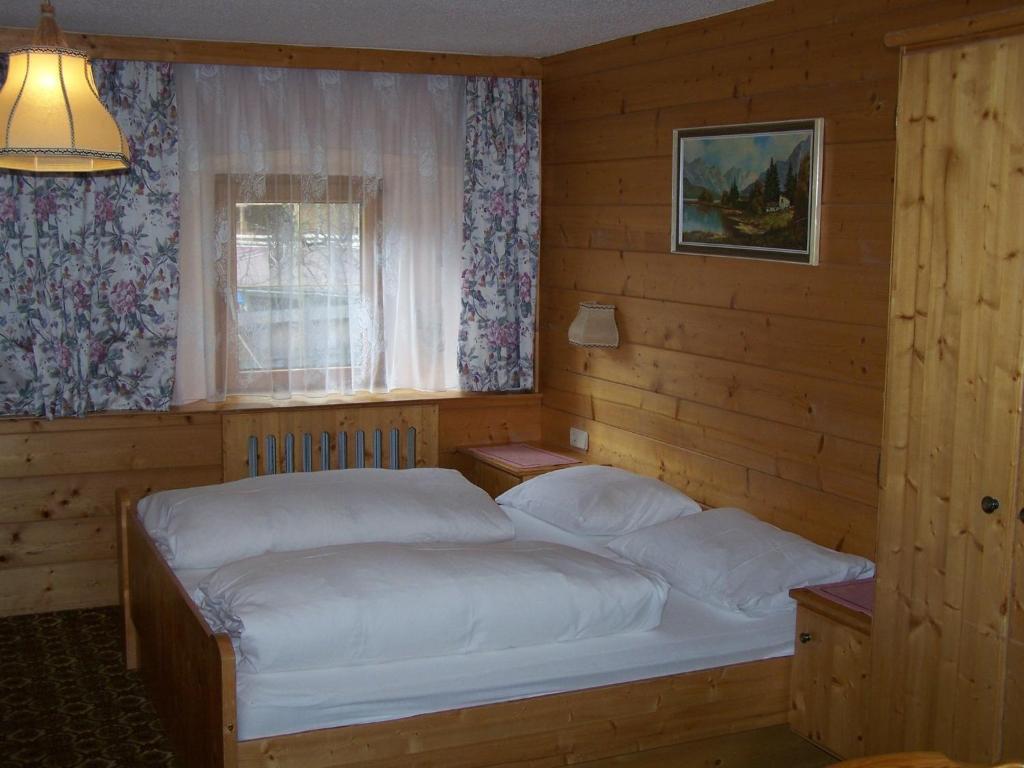 Pension Holzknechthof Am See Neustift im Stubaital Chambre photo
