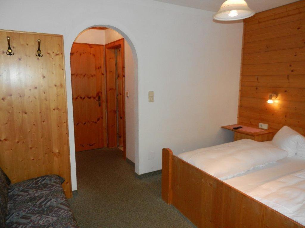 Pension Holzknechthof Am See Neustift im Stubaital Chambre photo